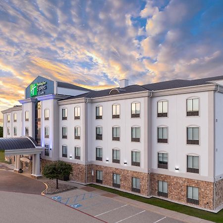 Holiday Inn Express & Suites - Denton North By Ihg Exterior foto